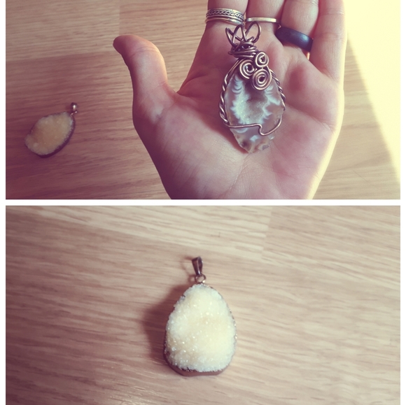 Natural Agate Druzy Crystals Pendants! - Picture 1 of 3
